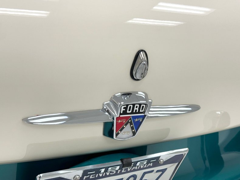Ford-Customline-1956-Berkshire-Green-Medium-Green-25