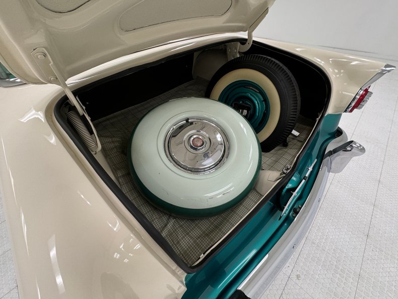 Ford-Customline-1956-Berkshire-Green-Medium-Green-34