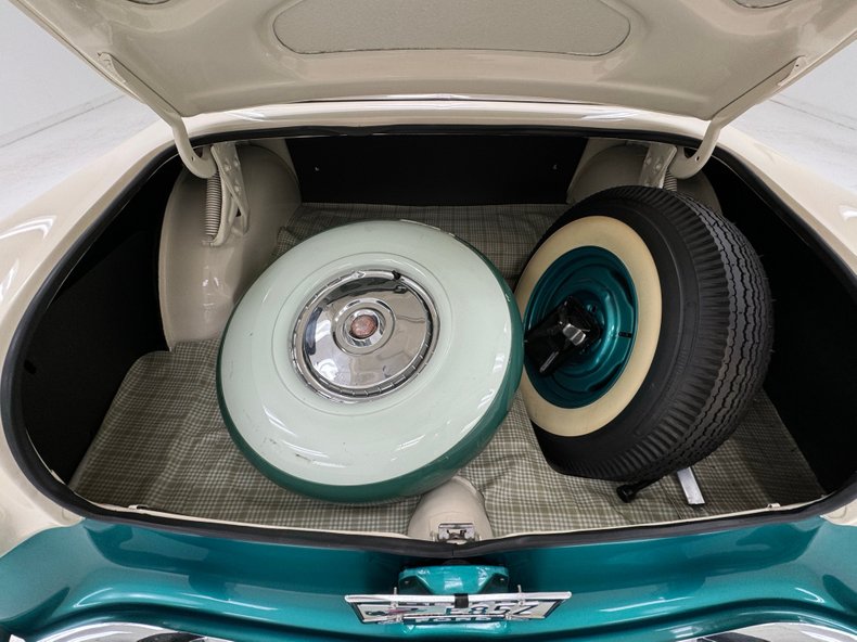 Ford-Customline-1956-Berkshire-Green-Medium-Green-35