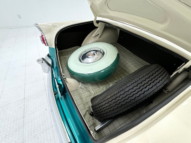 Ford-Customline-1956-Berkshire-Green-Medium-Green-36