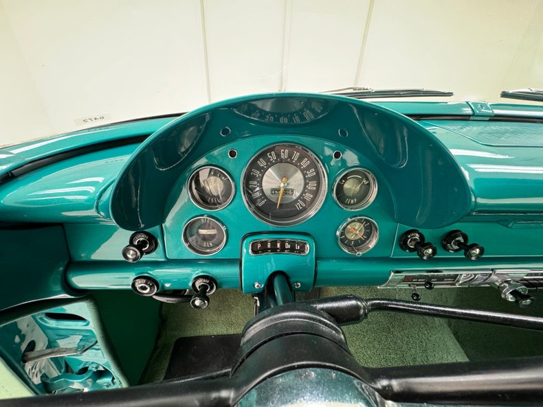 Ford-Customline-1956-Berkshire-Green-Medium-Green-42