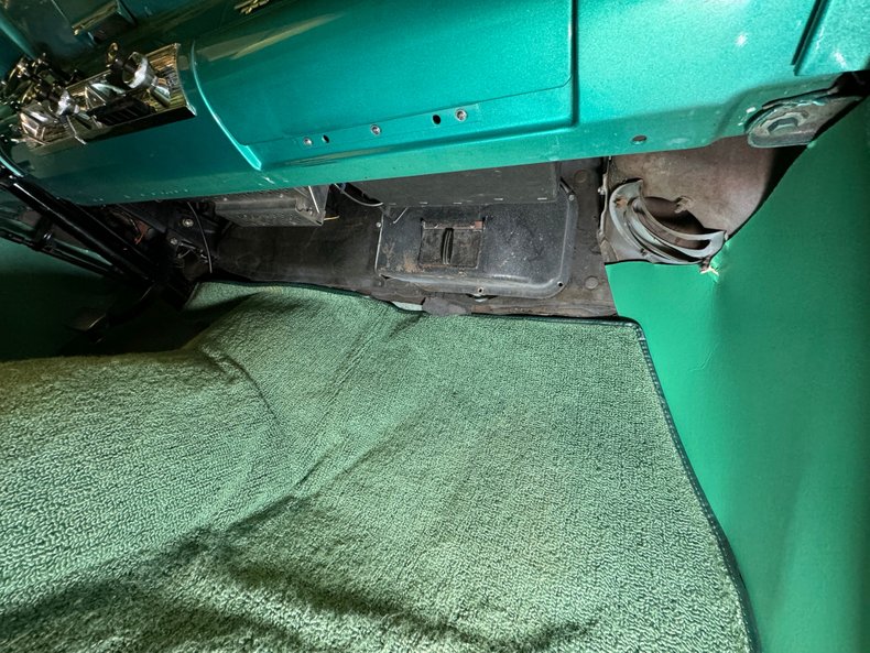 Ford-Customline-1956-Berkshire-Green-Medium-Green-46