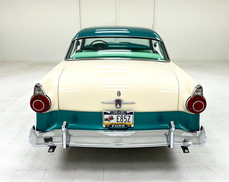 Ford-Customline-1956-Berkshire-Green-Medium-Green-9