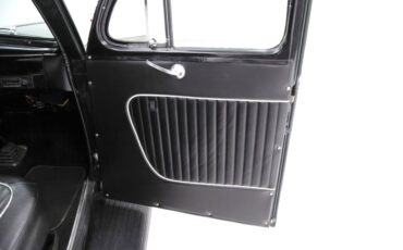 Ford-Deluxe-1940-Jade-Green-Metallic-Black-1