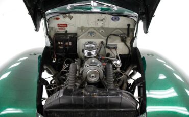 Ford-Deluxe-1940-Jade-Green-Metallic-Black-11