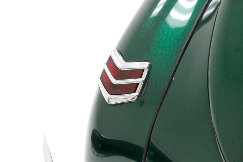 Ford-Deluxe-1940-Jade-Green-Metallic-Black-29