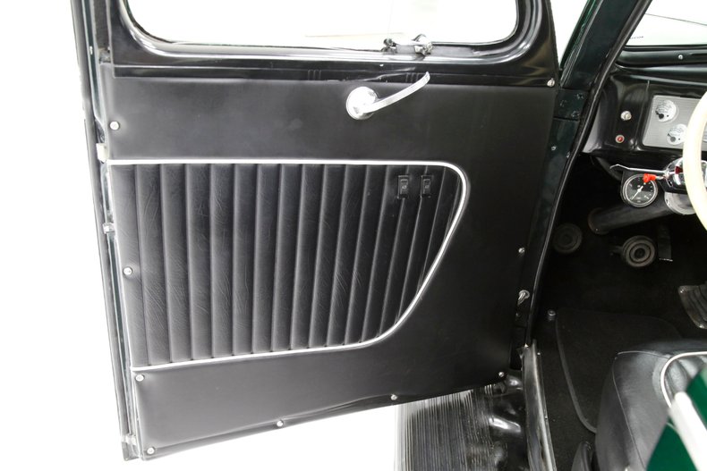 Ford-Deluxe-1940-Jade-Green-Metallic-Black-34