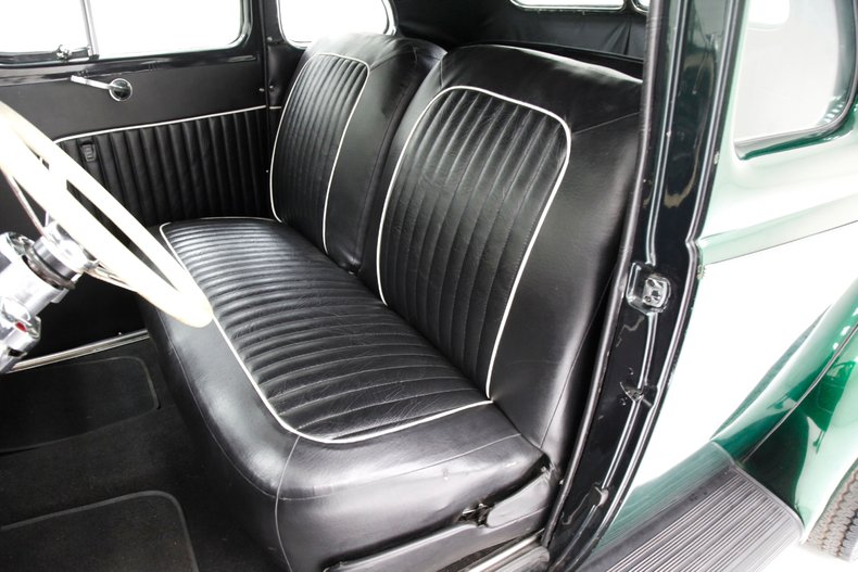 Ford-Deluxe-1940-Jade-Green-Metallic-Black-35