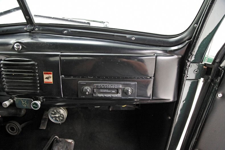 Ford-Deluxe-1940-Jade-Green-Metallic-Black-41