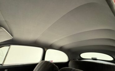 Ford-Deluxe-1947-Dark-Red-Metallic-Gray-11