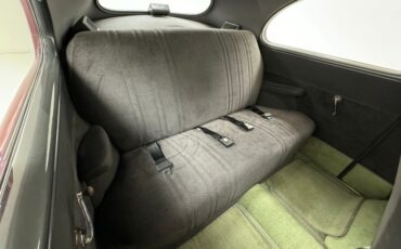 Ford-Deluxe-1947-Dark-Red-Metallic-Gray-20