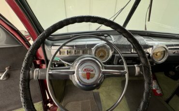 Ford-Deluxe-1947-Dark-Red-Metallic-Gray-21