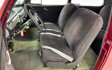 Ford-Deluxe-1947-Dark-Red-Metallic-Gray-46