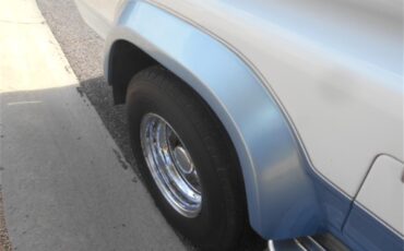 Ford-E350-1988-White-amp-Blue-Blue-12