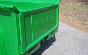 Ford-F-100-1953-Candy-Green-Black-13