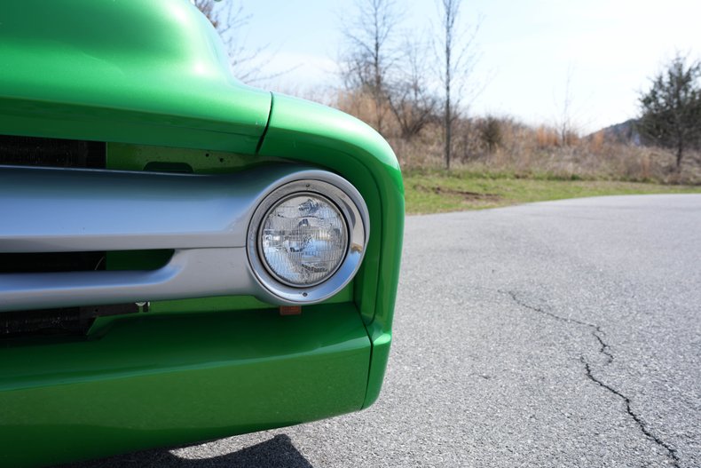 Ford-F-100-1953-Candy-Green-Black-34