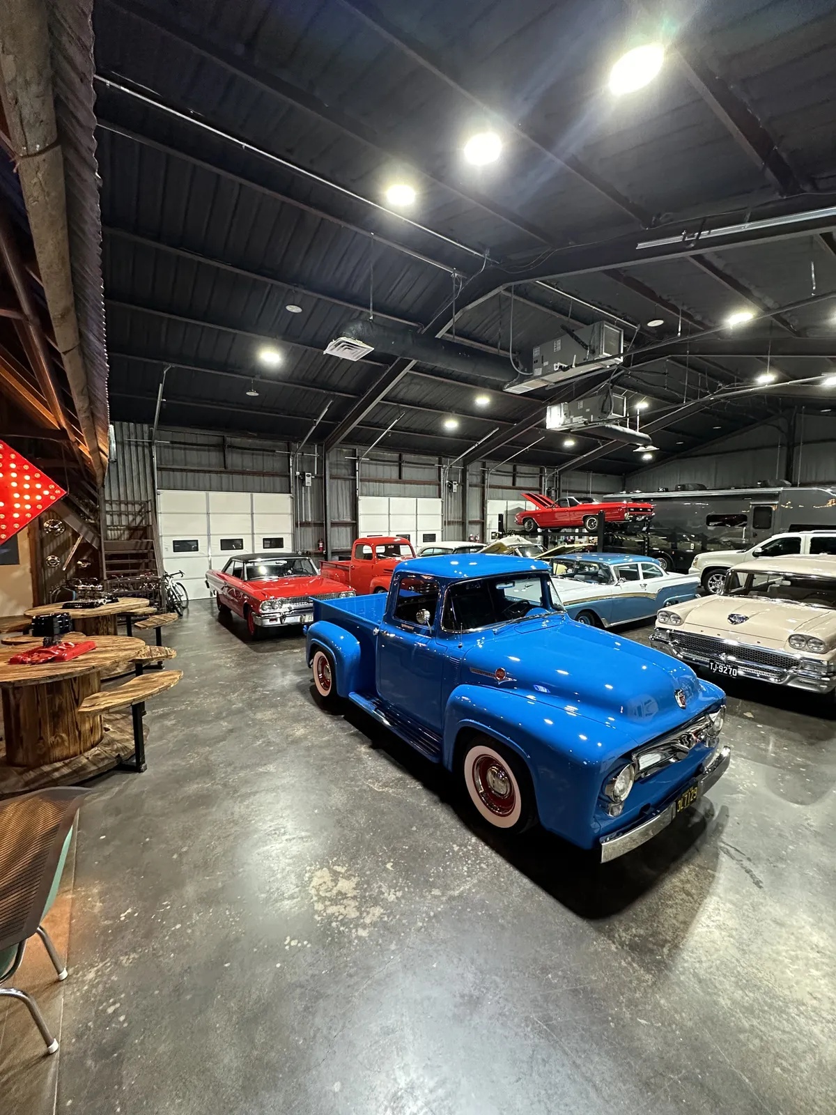 Ford-F-100-1956-Grabber-Blue-Black-10