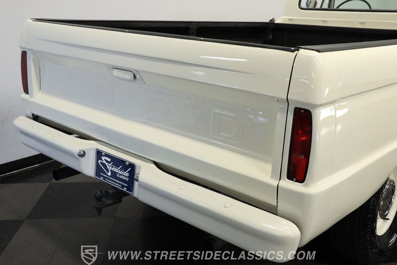 Ford-F-100-1965-Wimbledon-White-Red-White-ampamp-Blac-23