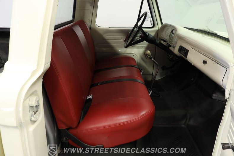 Ford-F-100-1965-Wimbledon-White-Red-White-ampamp-Blac-36