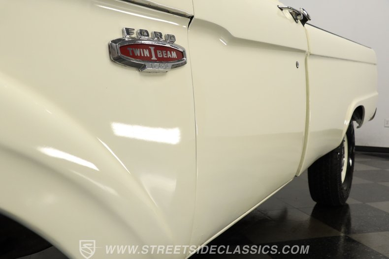 Ford-F-100-1965-Wimbledon-White-Red-White-ampamp-Blac-45