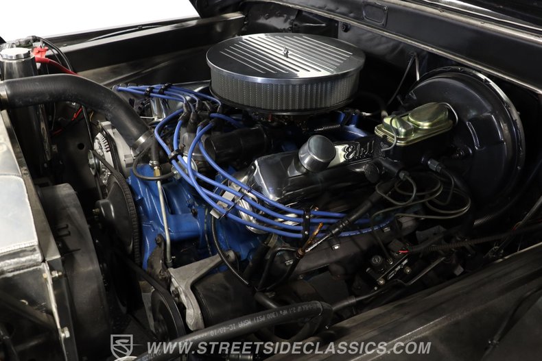 Ford-F-100-1965-Wimbledon-White-Red-White-ampamp-Blac-46