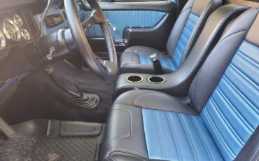 Ford-F-150-1984-Standard-Cab-Pickup-21