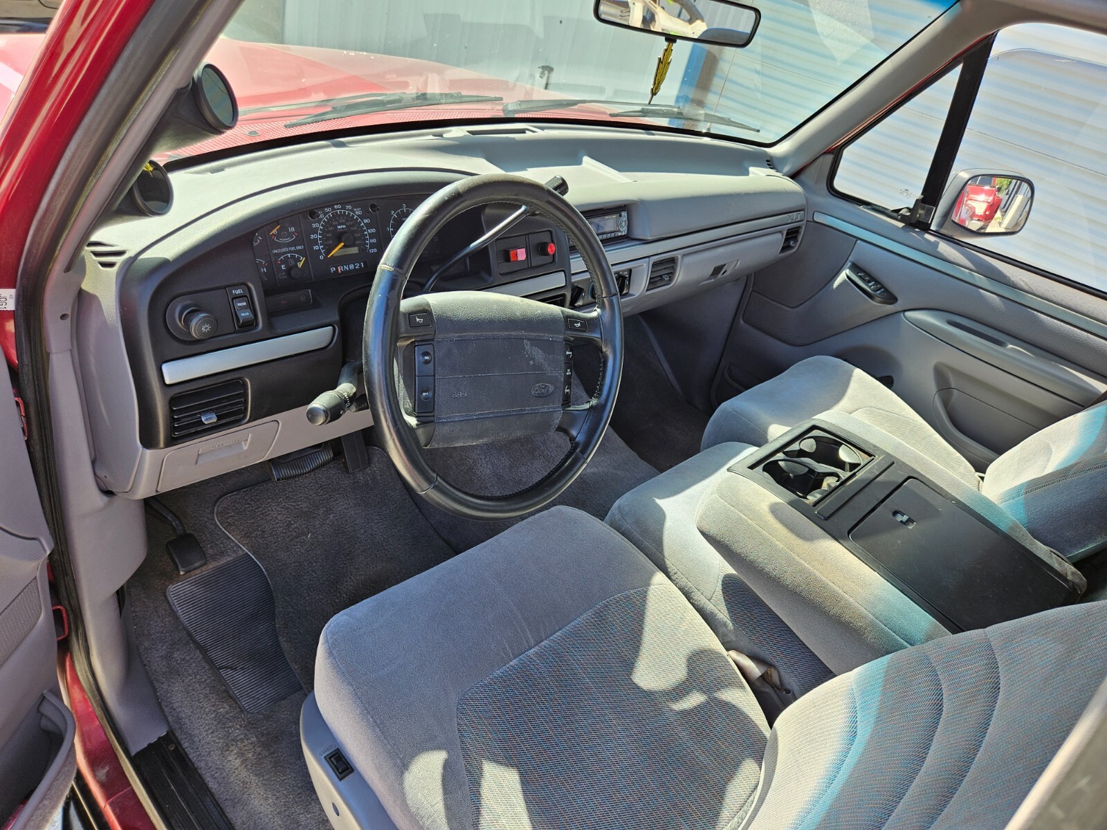 Ford-F-150-1995-Standard-Cab-Pickup-19