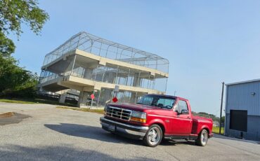 Ford-F-150-1995-Standard-Cab-Pickup-2