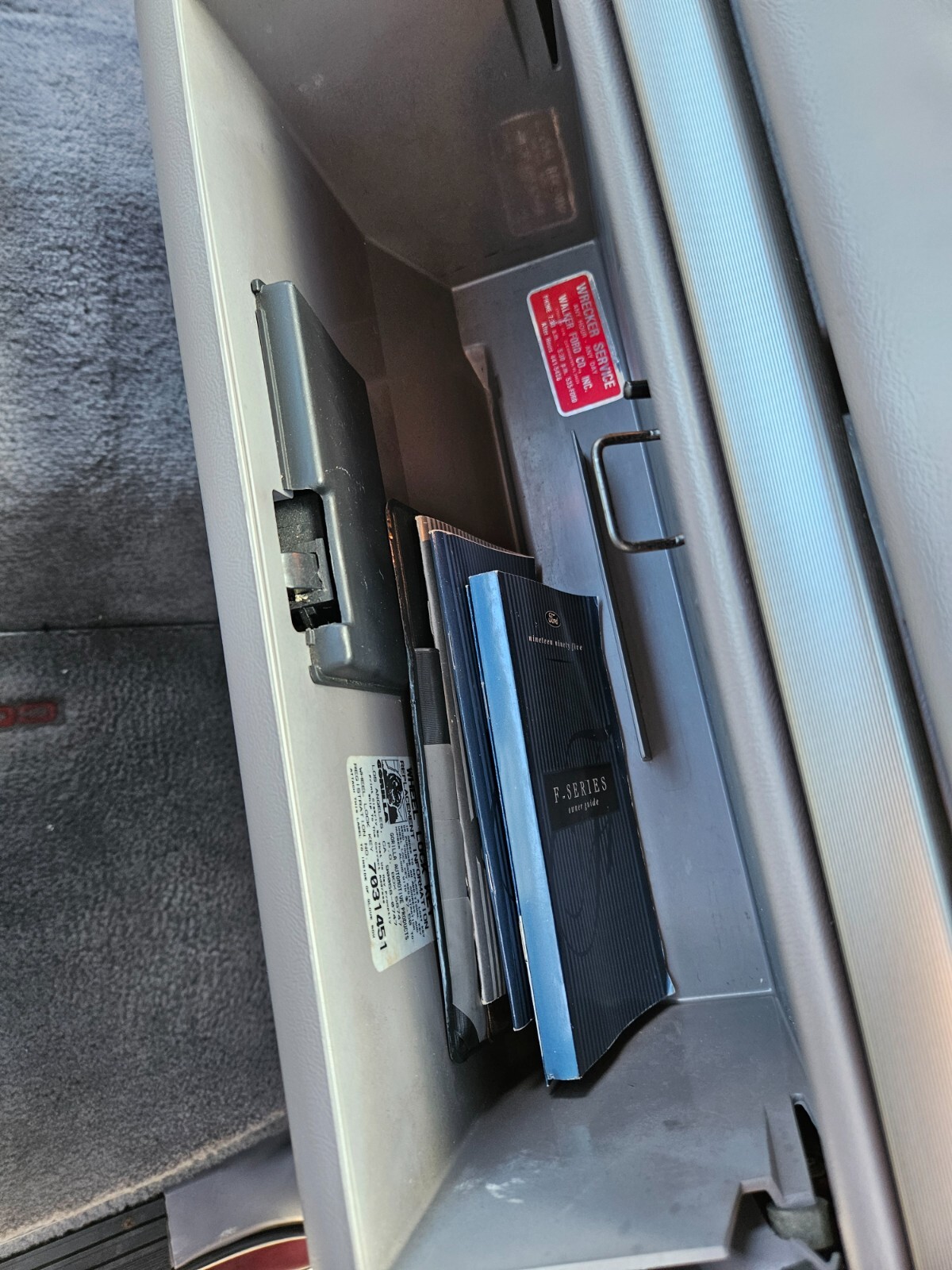 Ford-F-150-1995-Standard-Cab-Pickup-23