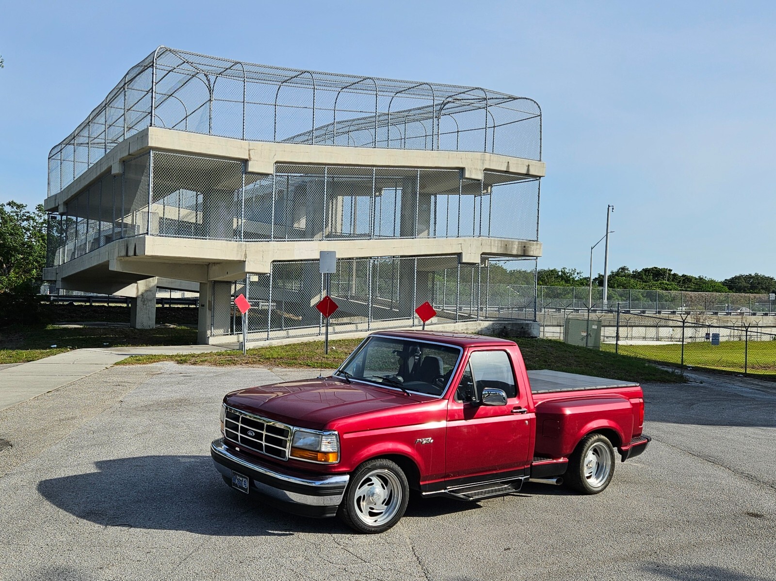 Ford-F-150-1995-Standard-Cab-Pickup-4