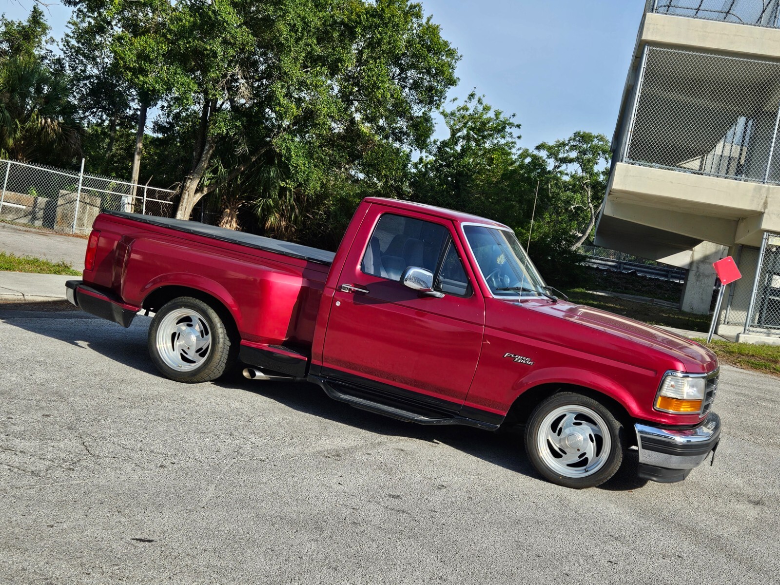 Ford-F-150-1995-Standard-Cab-Pickup-5