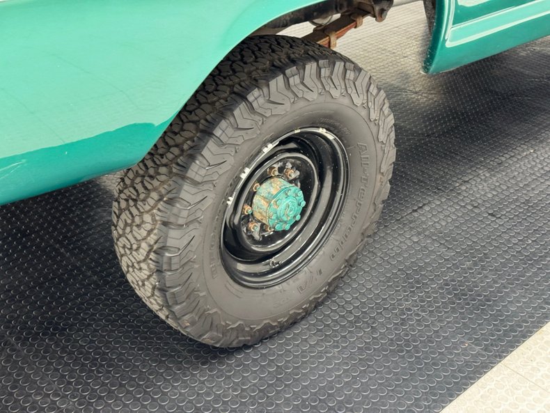 Ford-F-250-1972-Dark-Green-Metallic-Green-18