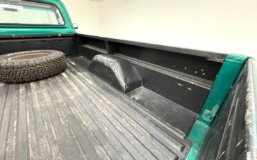 Ford-F-250-1972-Dark-Green-Metallic-Green-24