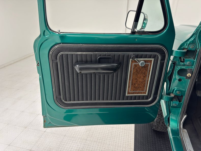Ford-F-250-1972-Dark-Green-Metallic-Green-27