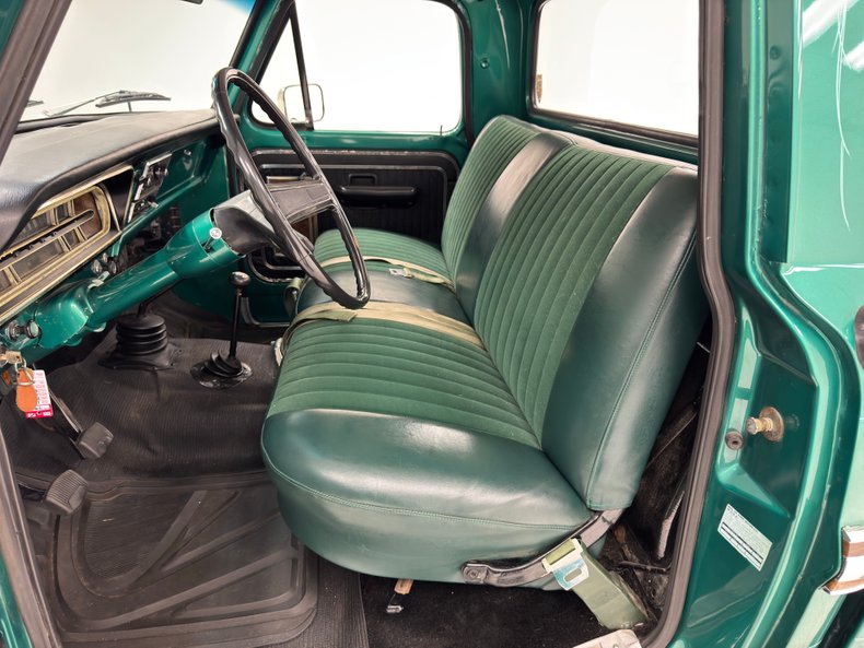 Ford-F-250-1972-Dark-Green-Metallic-Green-29