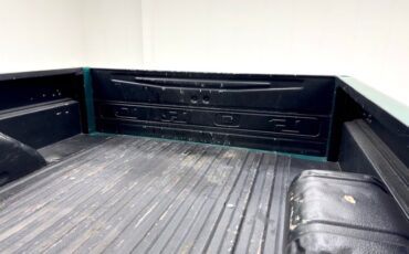 Ford-F-250-1972-Dark-Green-Metallic-Green-3