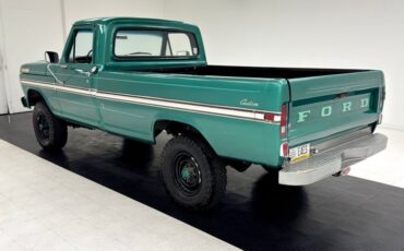 Ford-F-250-1972-Dark-Green-Metallic-Green-39
