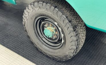 Ford-F-250-1972-Dark-Green-Metallic-Green-4