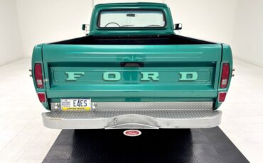 Ford-F-250-1972-Dark-Green-Metallic-Green-40