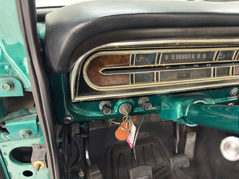 Ford-F-250-1972-Dark-Green-Metallic-Green-48