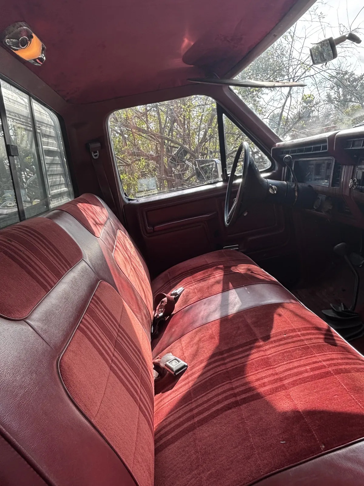 Ford-F-250-1984-Grey-Red-5