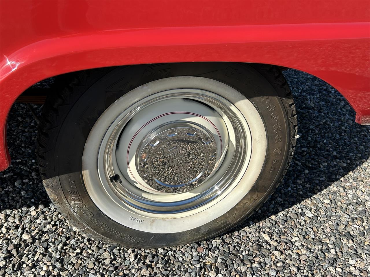 Ford-F100-1964-Red-Tan-12