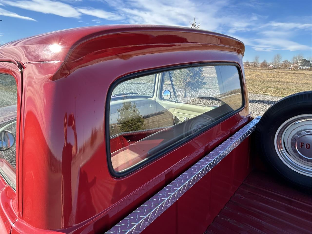 Ford-F100-1964-Red-Tan-17