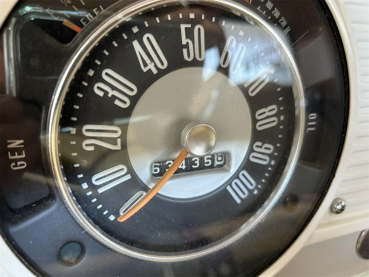 Ford-F100-1964-Red-Tan-23