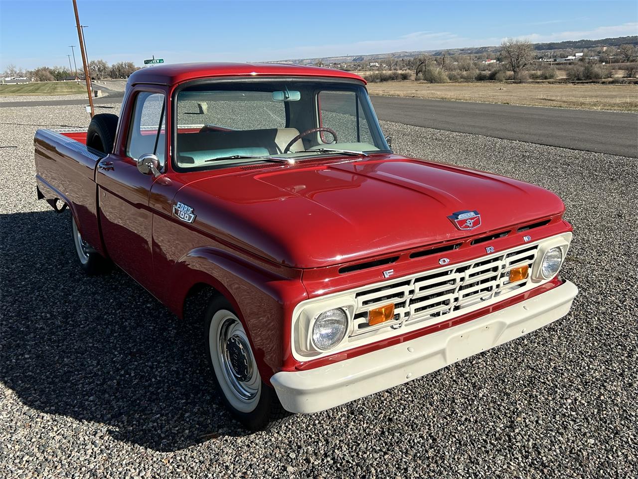 Ford-F100-1964-Red-Tan-4