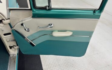 Ford-Fairlane-1955-Mountain-Green-Aqua-2