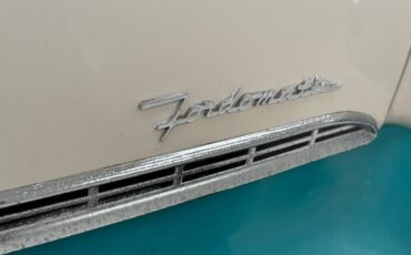 Ford-Fairlane-1955-Mountain-Green-Aqua-22