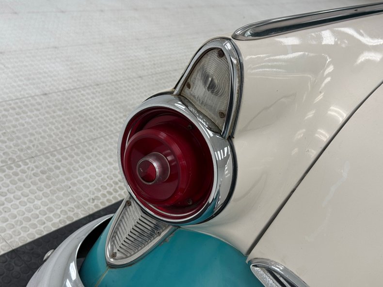 Ford-Fairlane-1955-Mountain-Green-Aqua-23