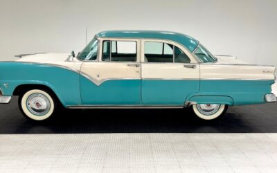 Ford Fairlane 1955