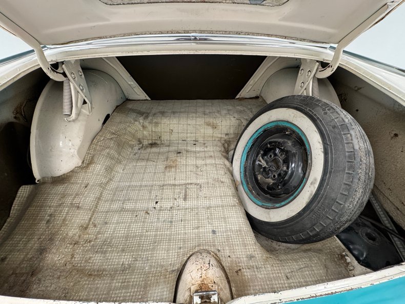 Ford-Fairlane-1955-Mountain-Green-Aqua-44